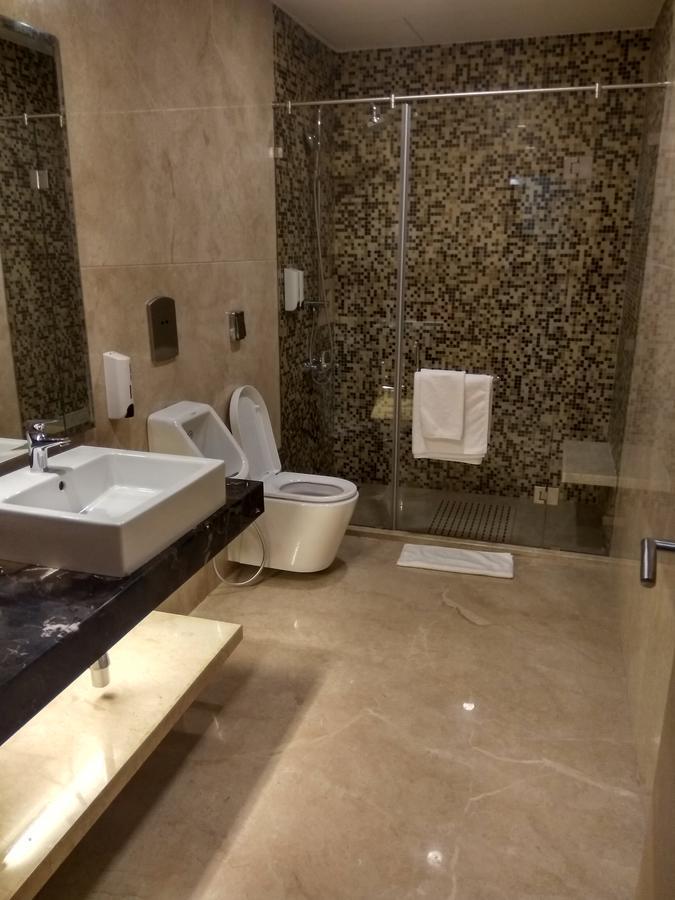 Aviserv Lounge Hotel Mumbai Exterior photo