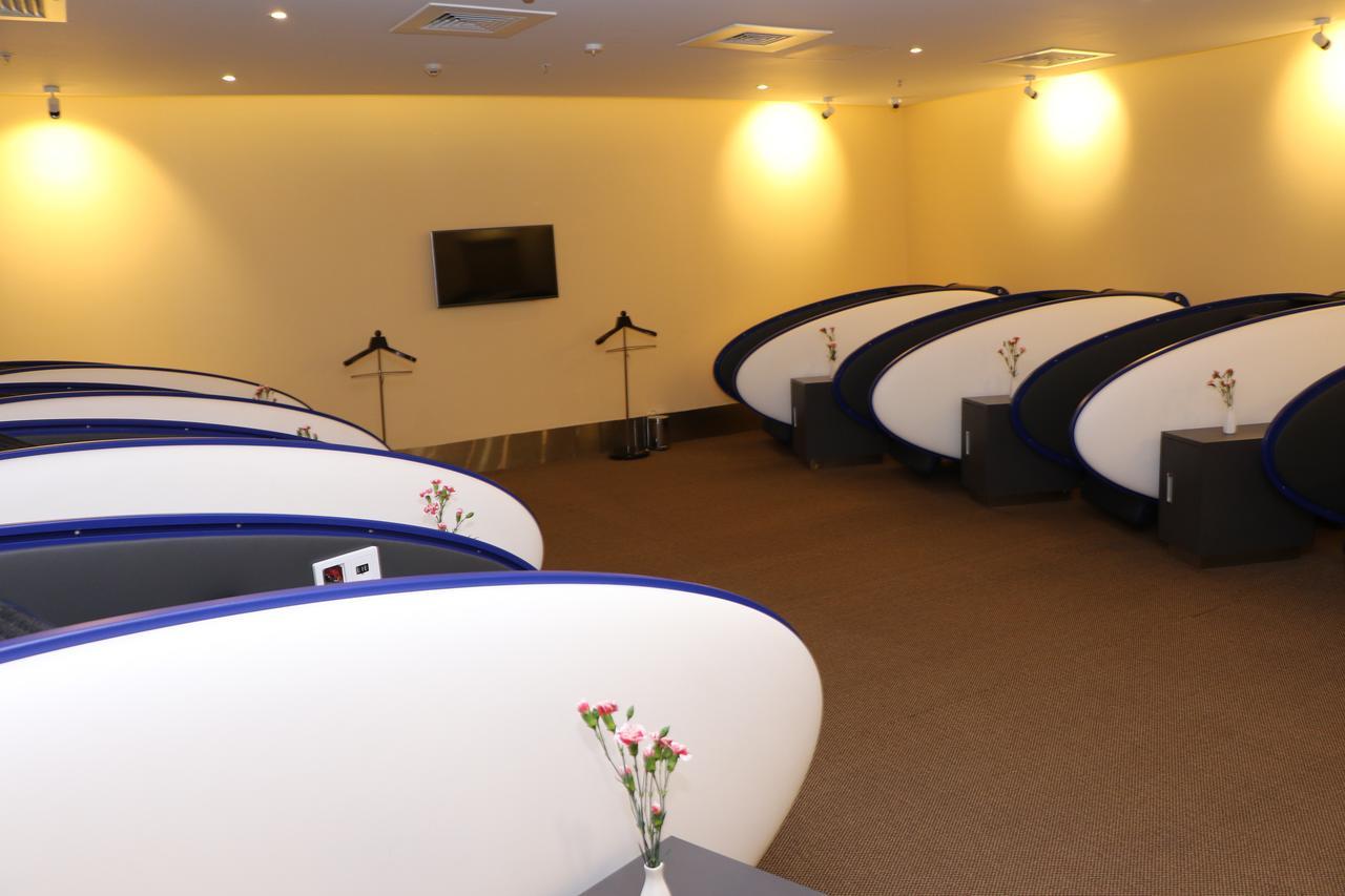 Aviserv Lounge Hotel Mumbai Exterior photo