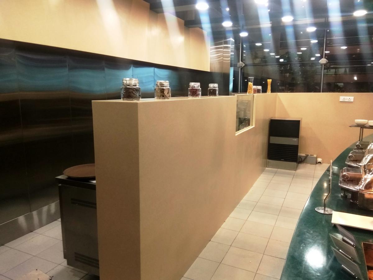 Aviserv Lounge Hotel Mumbai Exterior photo
