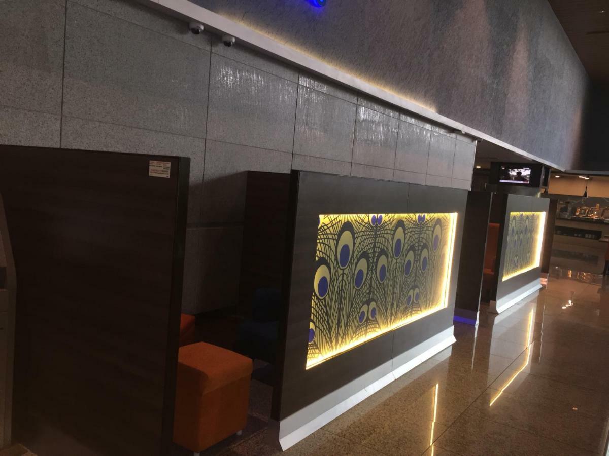 Aviserv Lounge Hotel Mumbai Exterior photo